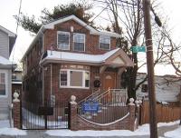College Point. Builder's Home